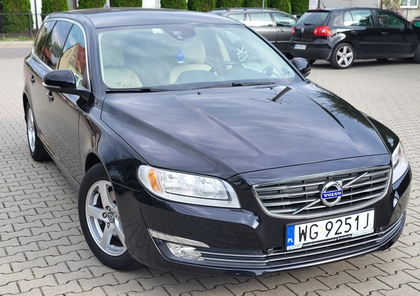 Volvo V70 cena 38900 przebieg: 198200, rok produkcji 2015 z Pilawa małe 596